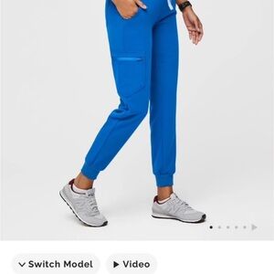 FIGS Royal Zamora Joggers (L)